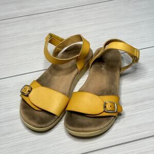 Cat &‎ Jack Girls Yellow Ankle Strap Sandals Adjustable Buckle Summer Casual 1